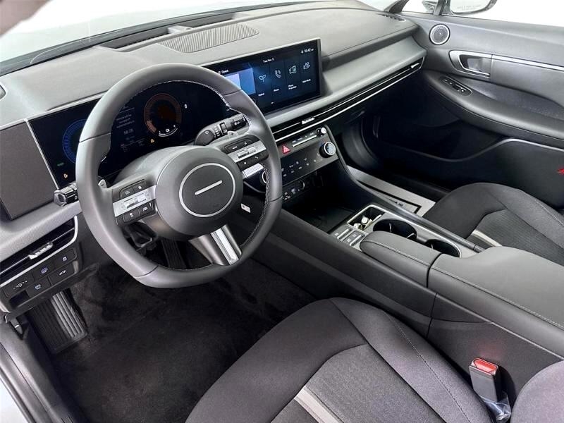 Hyundai Sonata  2025