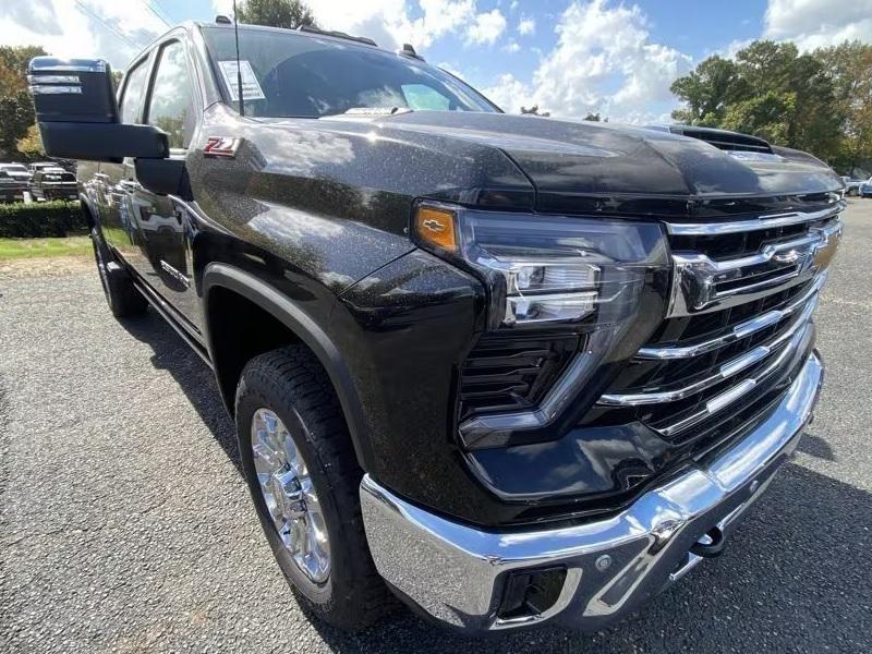 Chevrolet Silverado 2500HD  2025