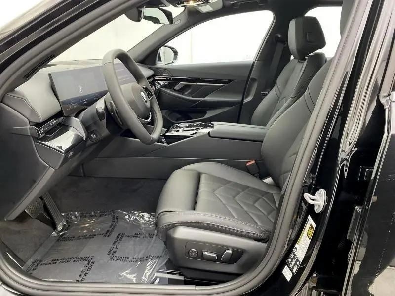 BMW 5 Series  2025
