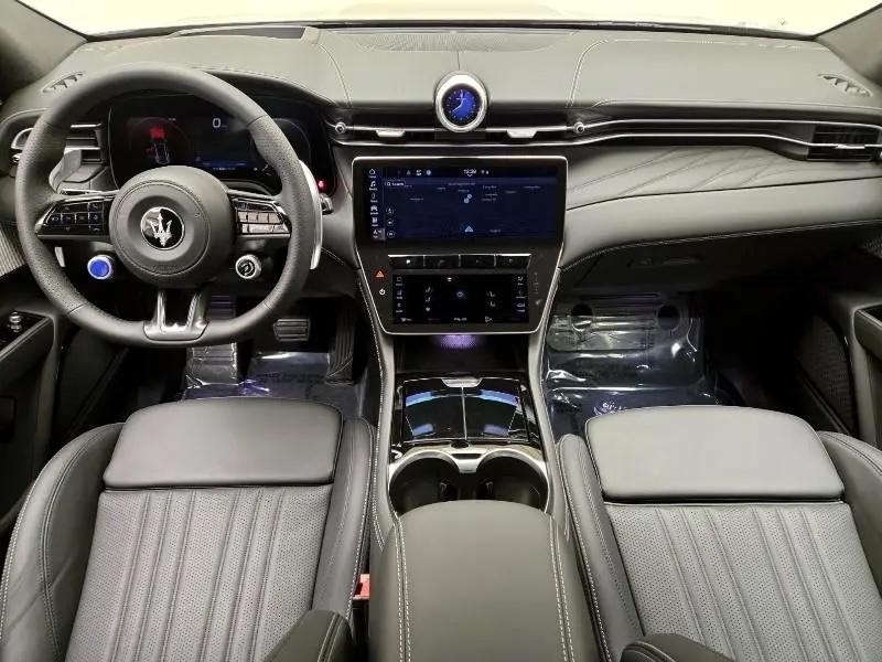 Maserati Grecale  2025