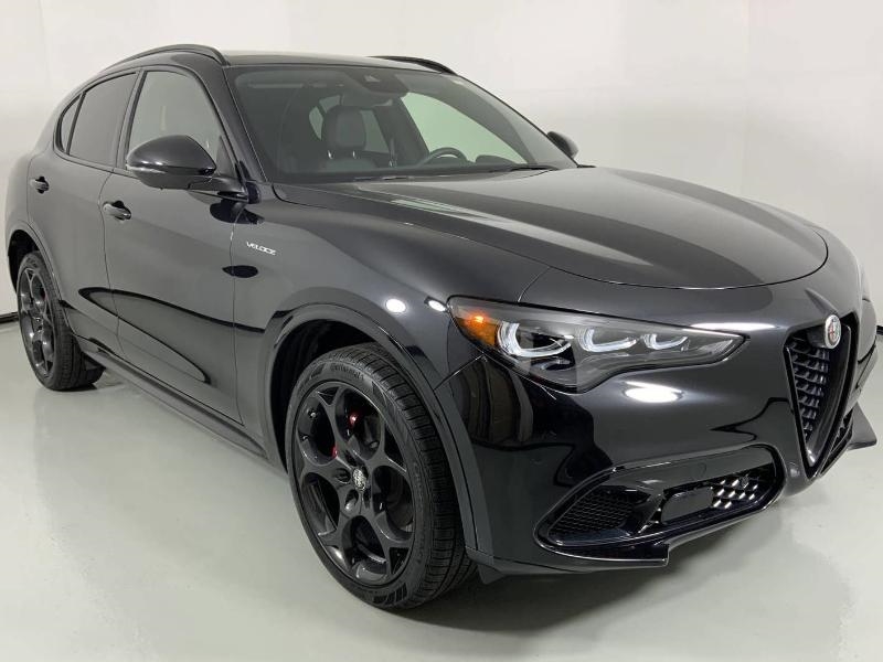 2025 Alfa Romeo Stelvio 