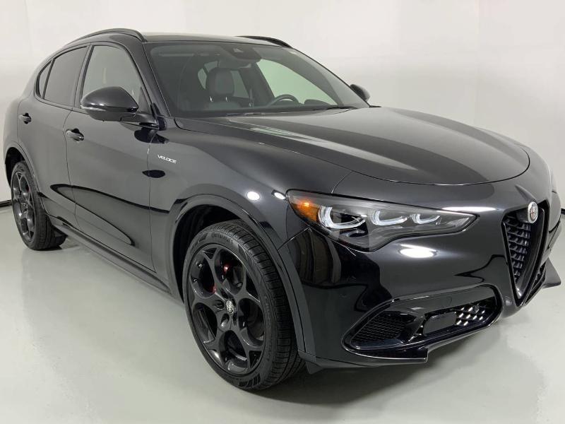 2025 Alfa Romeo Stelvio 