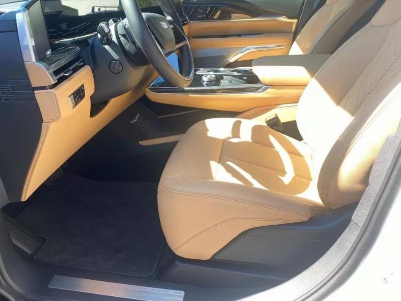 Cadillac Escalade ESV  2025