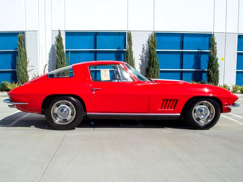 1967 Chevrolet Corvette 11