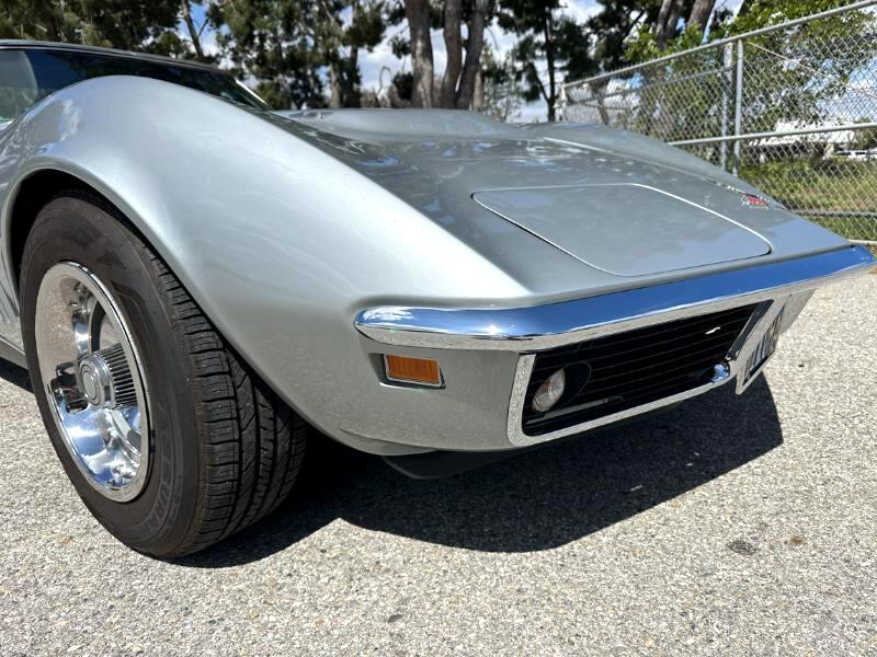 1969 Chevrolet Corvette 4