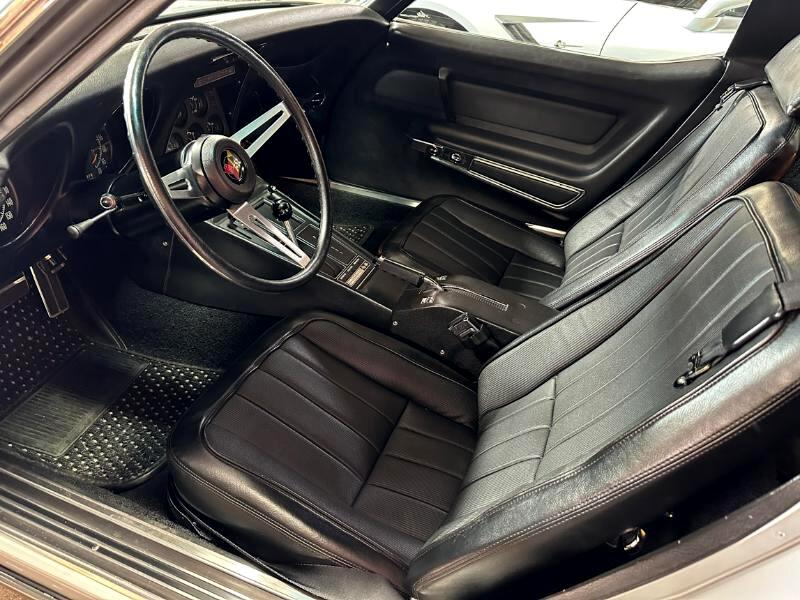 1969 Chevrolet Corvette 33