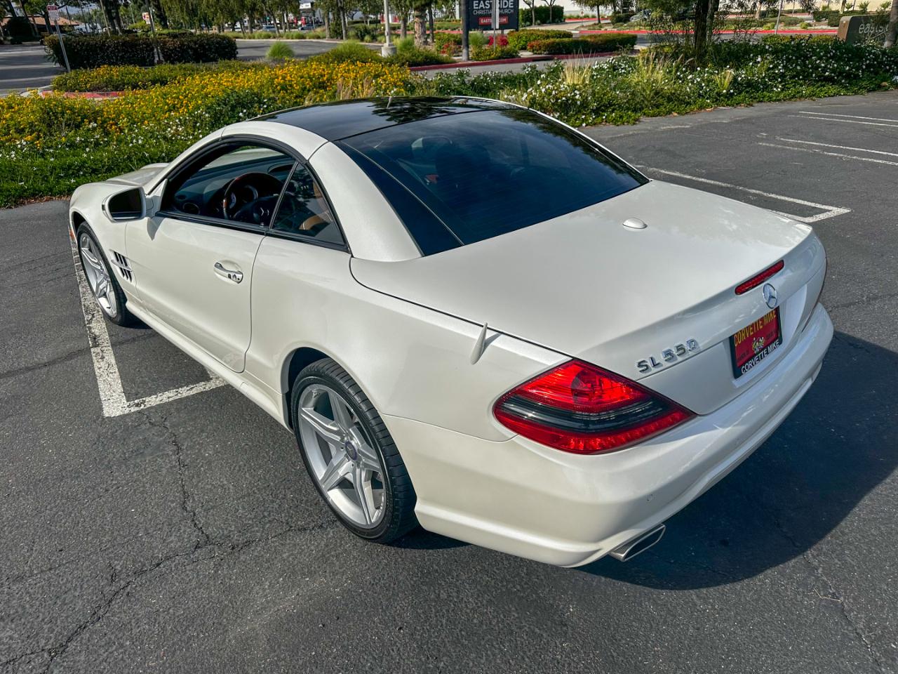 Mercedes-Benz SL-Class SL550 2012
