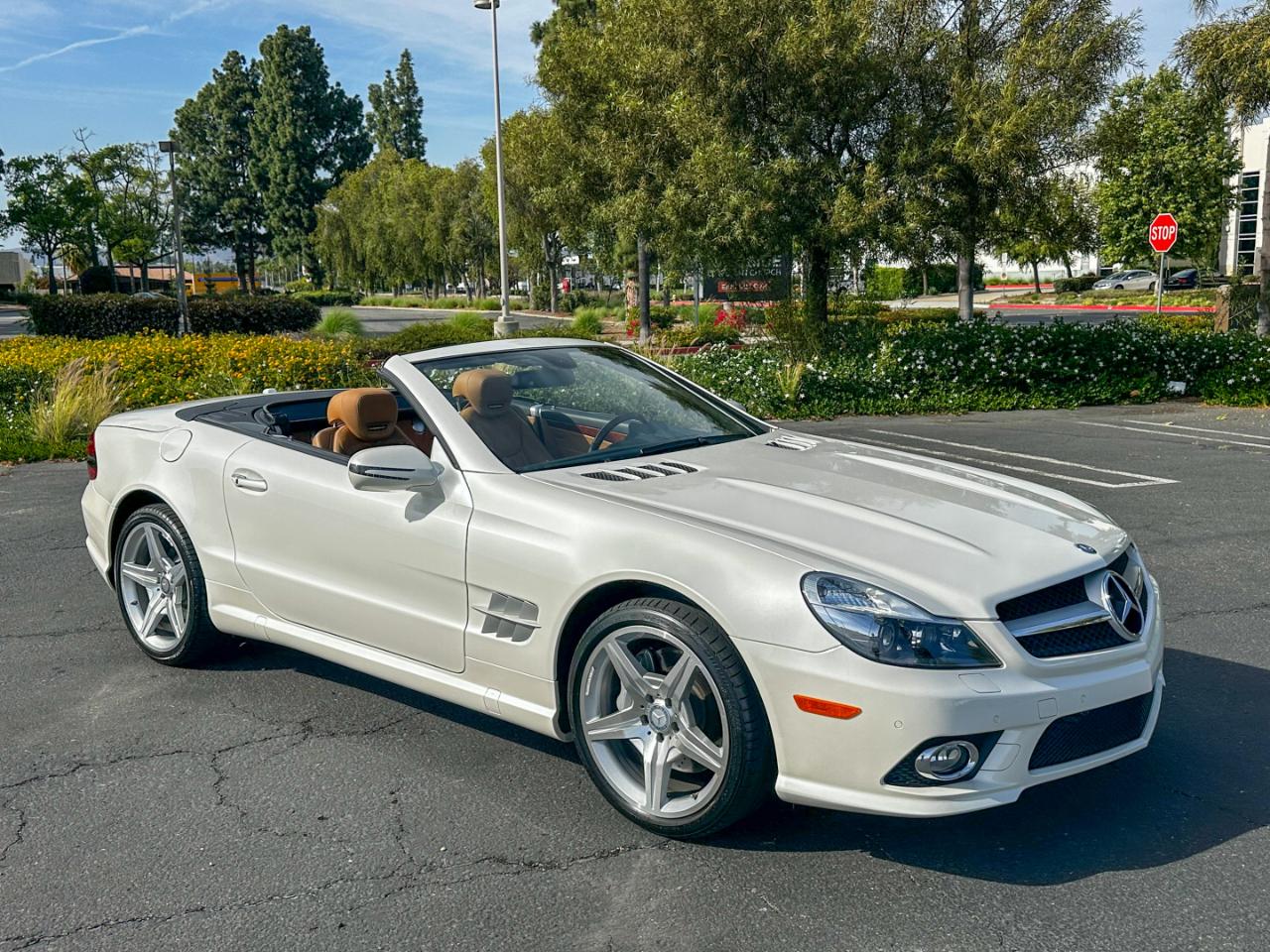 Mercedes-Benz SL-Class SL550 2012
