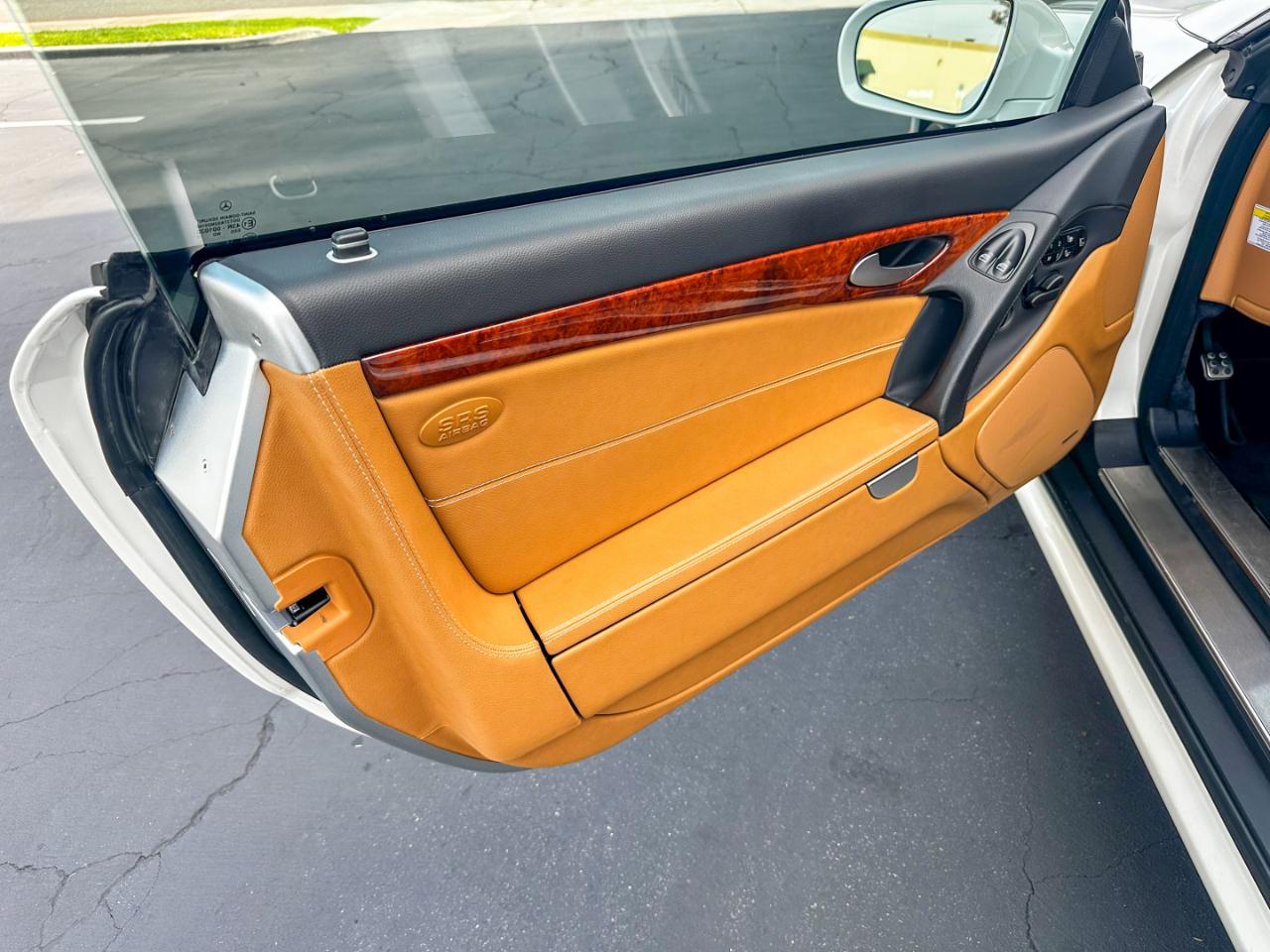 Mercedes-Benz SL-Class SL550 2012