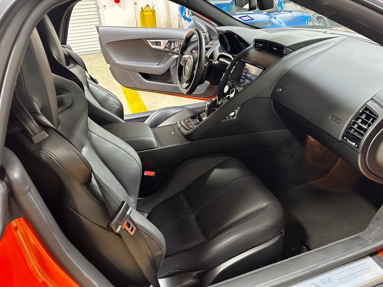Jaguar F-Type V8 S 2014