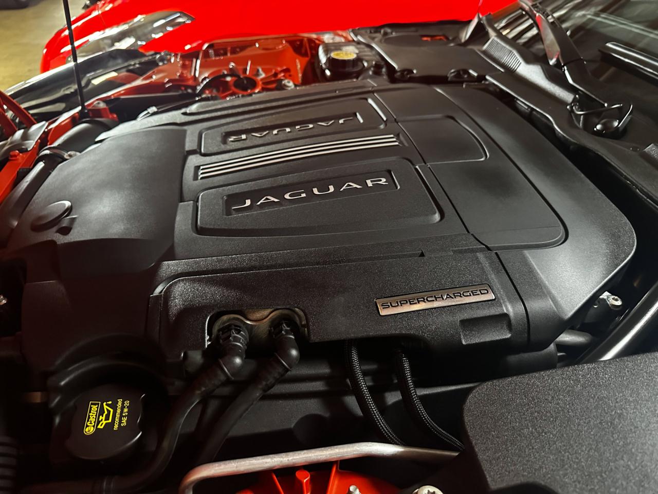 Jaguar F-Type V8 S 2014