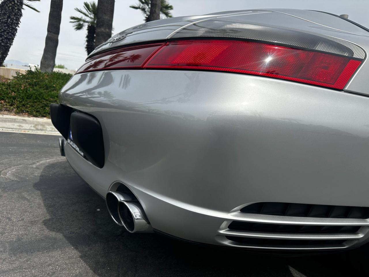 Porsche 911 Carrera Cabriolet 2004