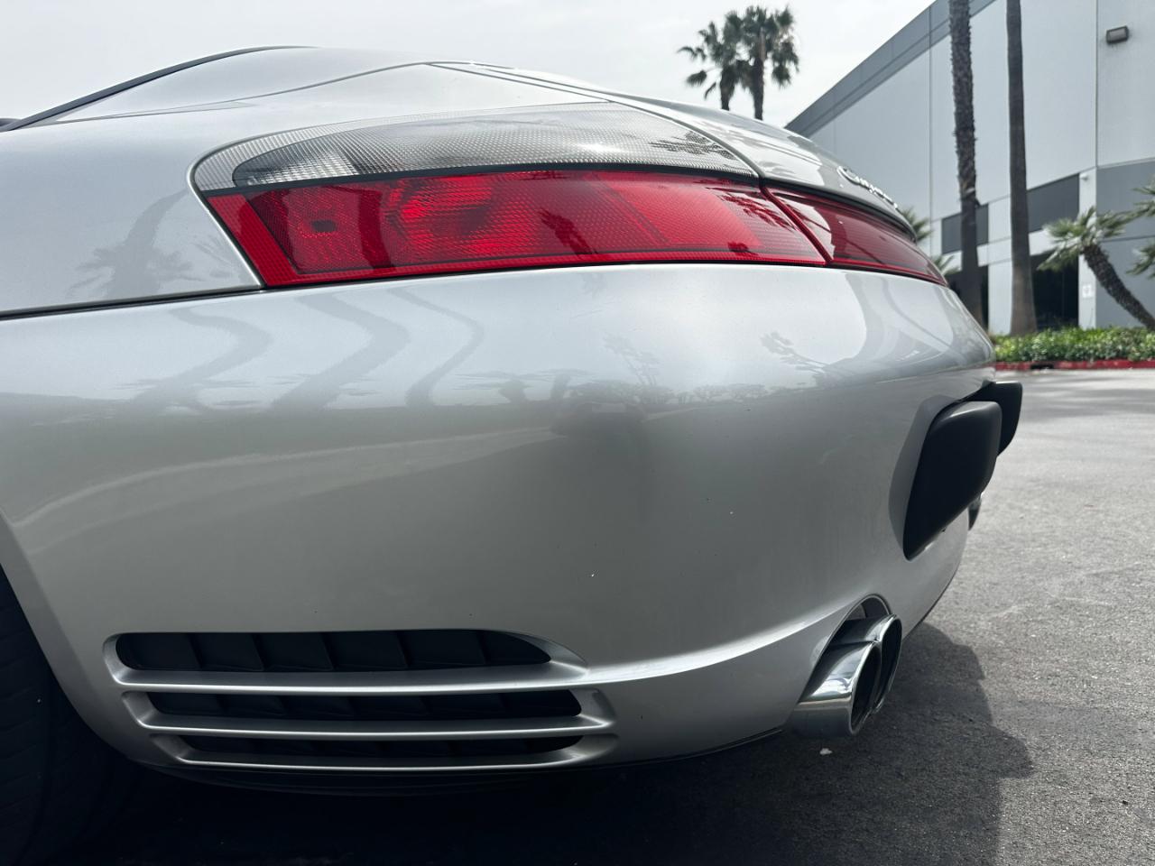 Porsche 911 Carrera Cabriolet 2004