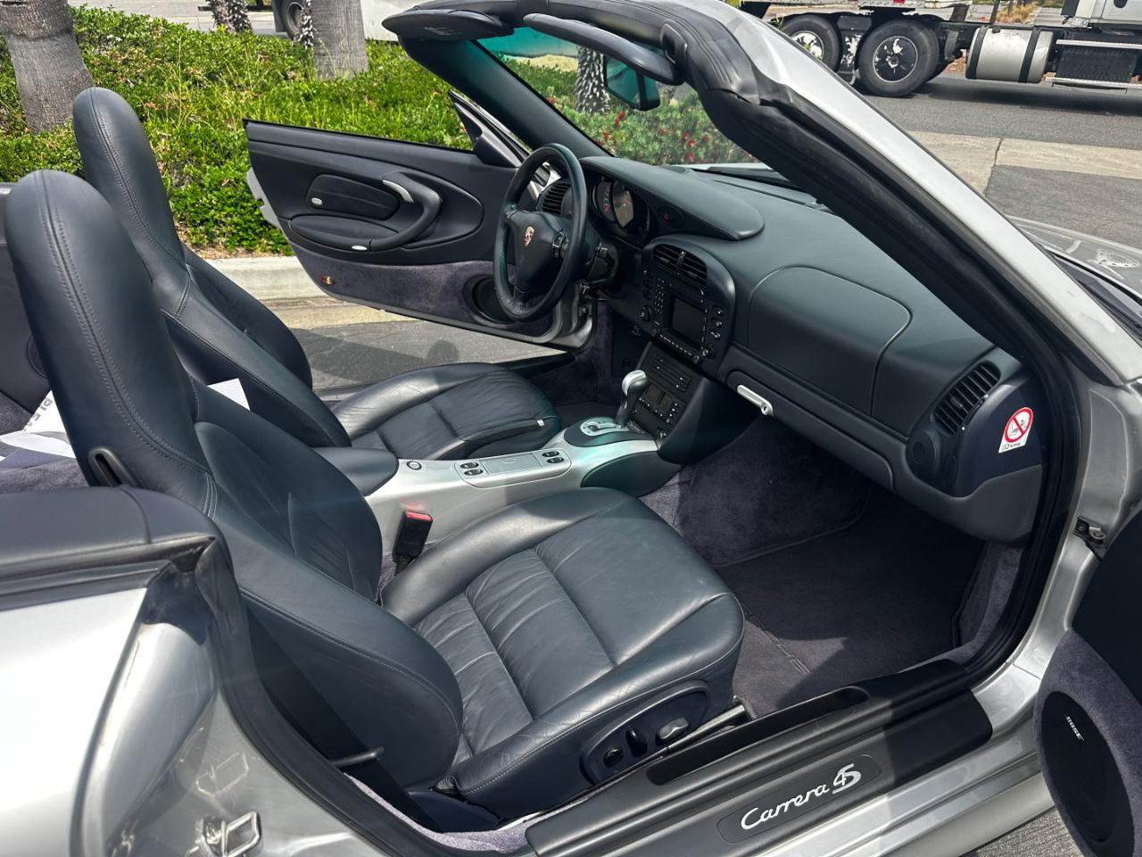Porsche 911 Carrera Cabriolet 2004