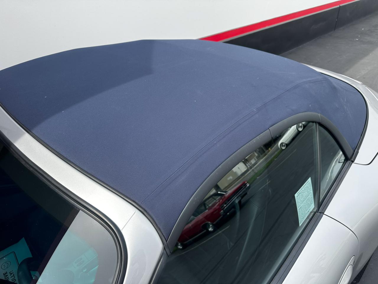 Porsche 911 Carrera Cabriolet 2004