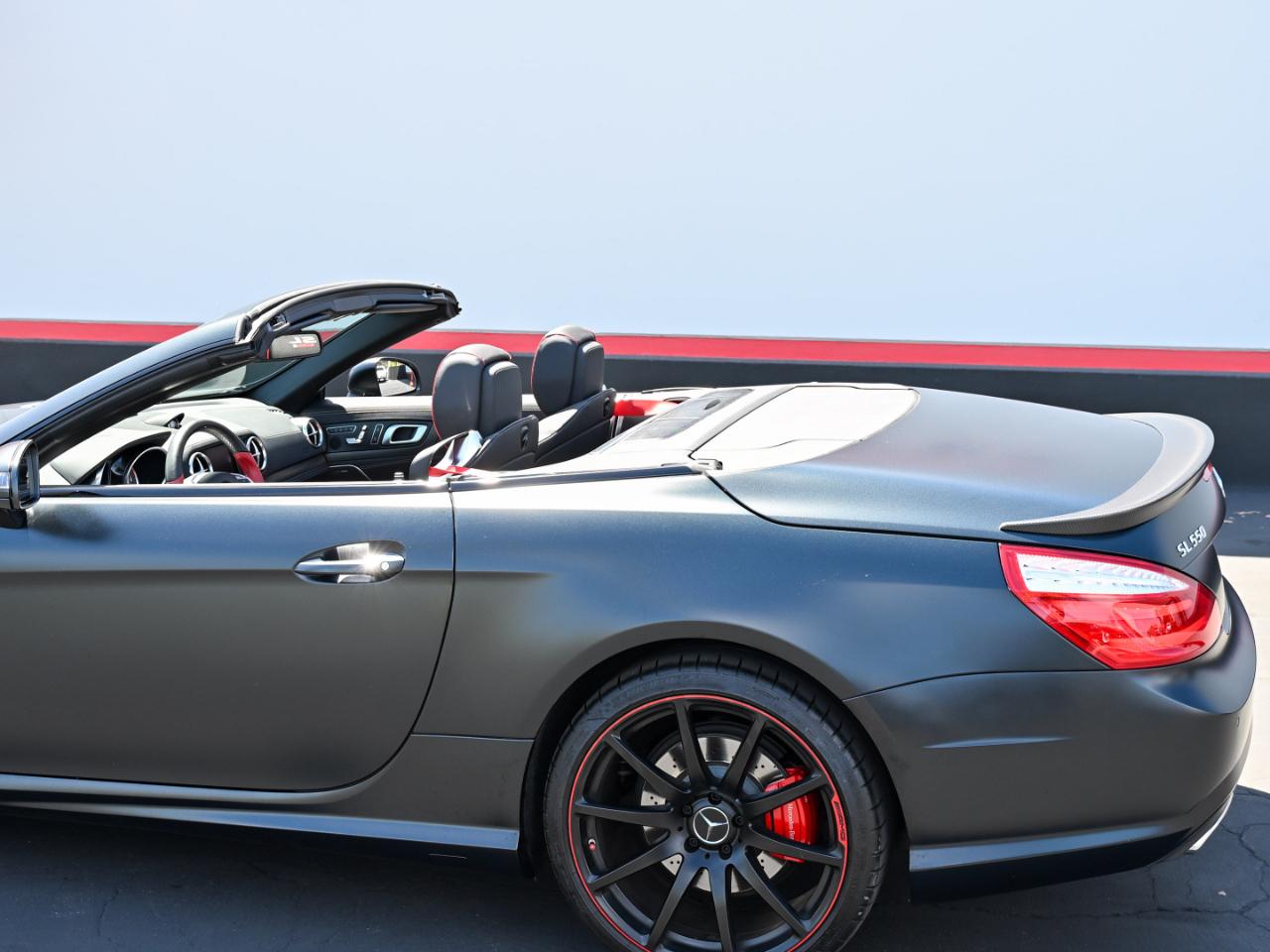 Mercedes-Benz SL-Class SL550 2016