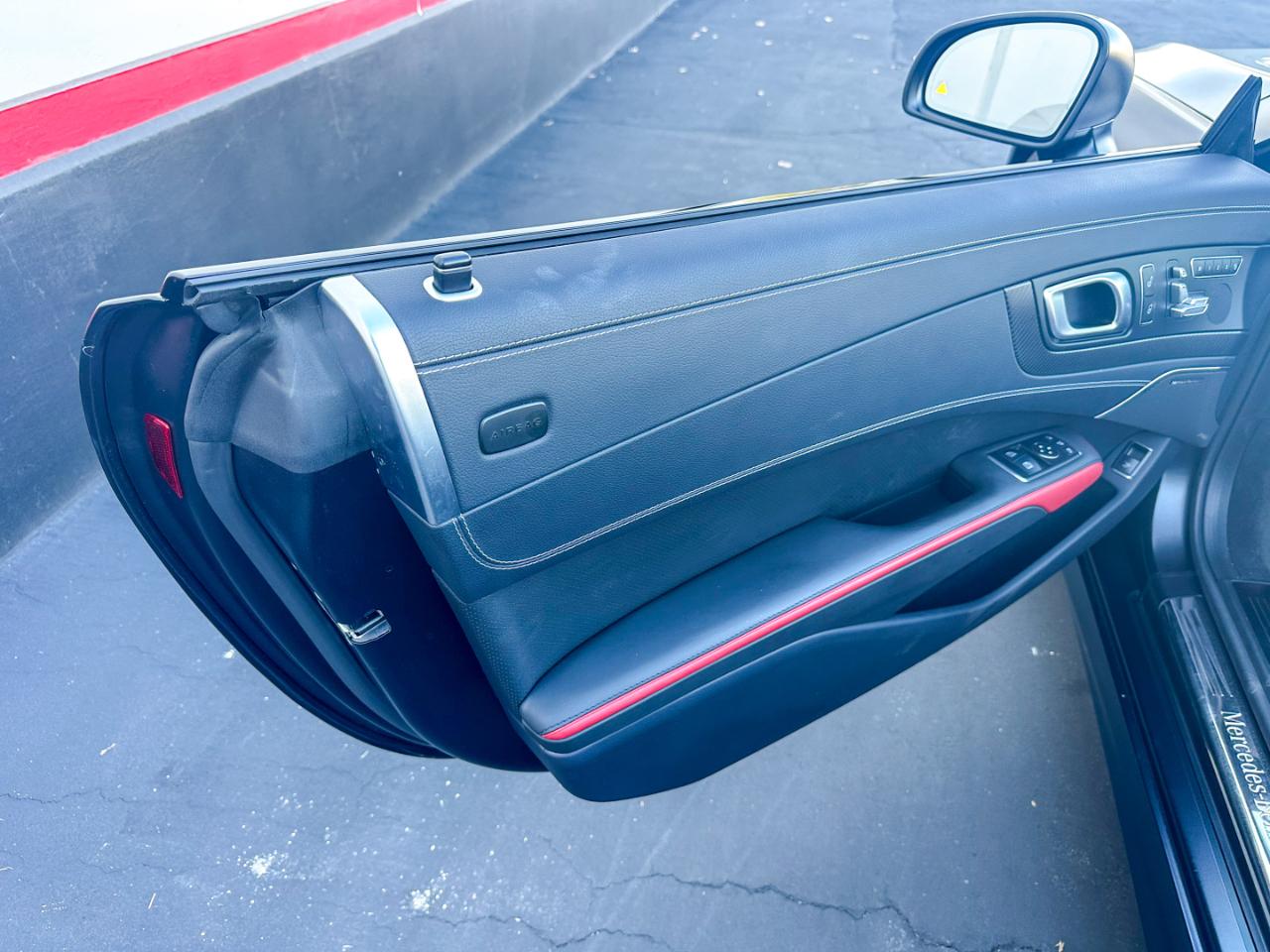 Mercedes-Benz SL-Class SL550 2016