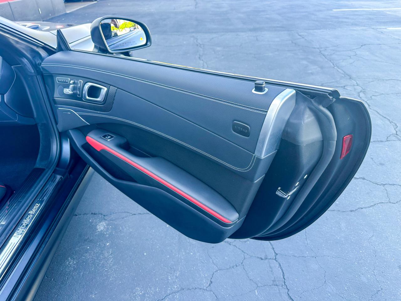 Mercedes-Benz SL-Class SL550 2016