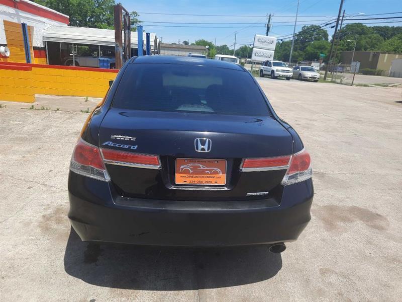 Honda Accord SE Sedan AT 2011