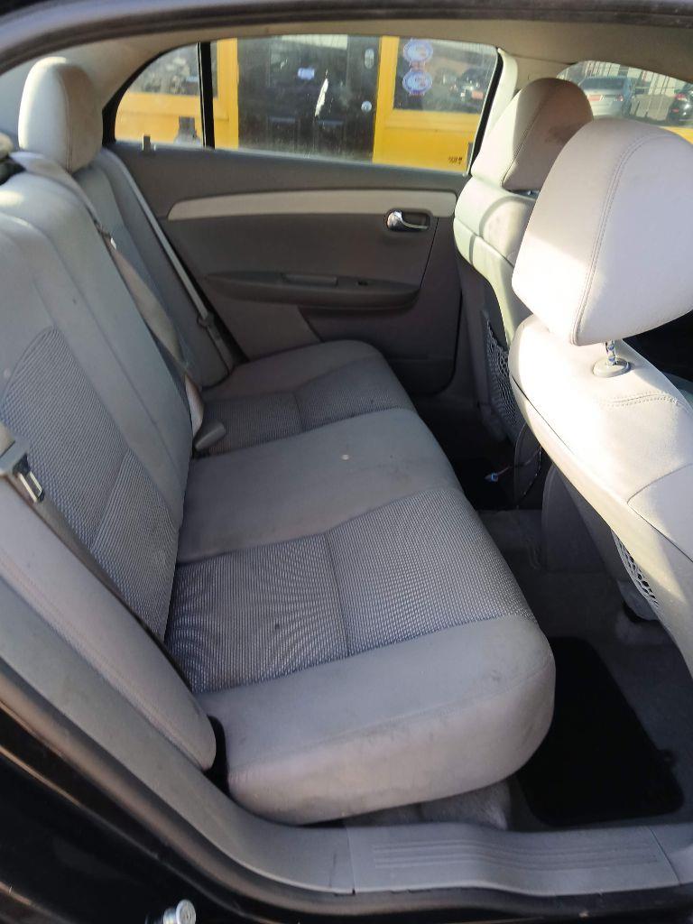 Chevrolet Malibu 1LT 2011