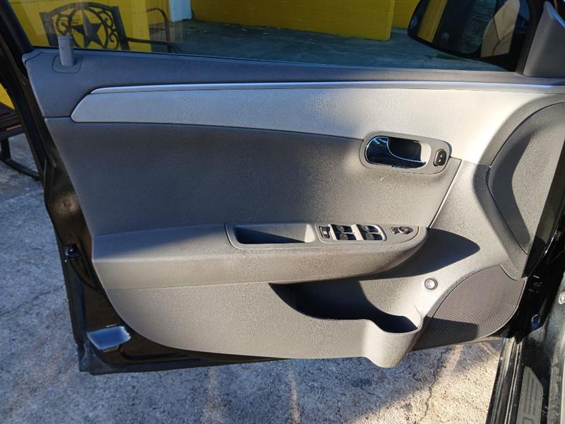 Chevrolet Malibu 1LT 2011