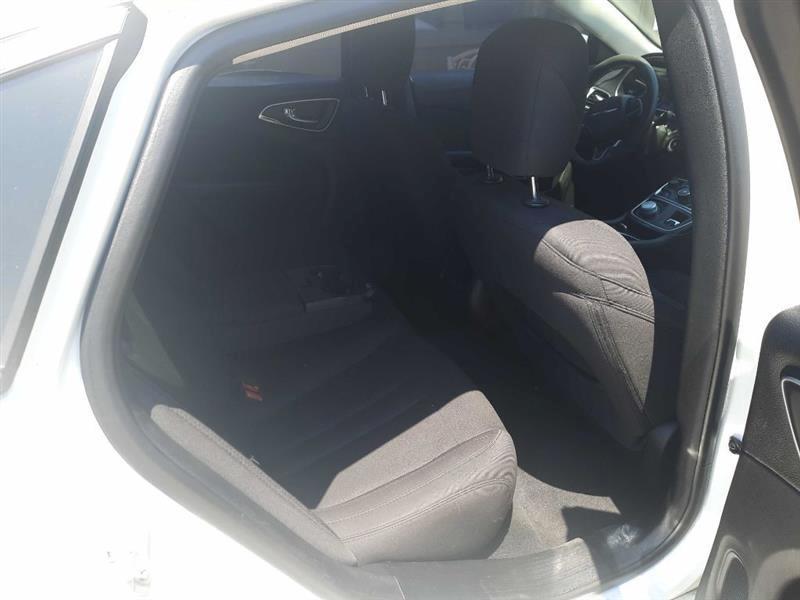 Chrysler 200 Limited 2015