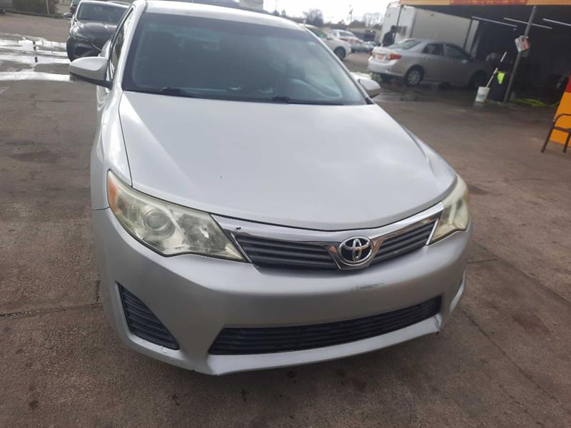 Toyota Camry L 2014