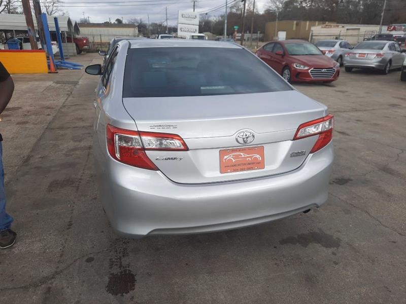 Toyota Camry L 2014