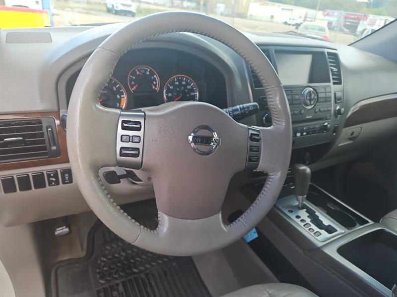 Nissan Armada SE 2WD 2010 Nissan Armada SE 2WD 2010