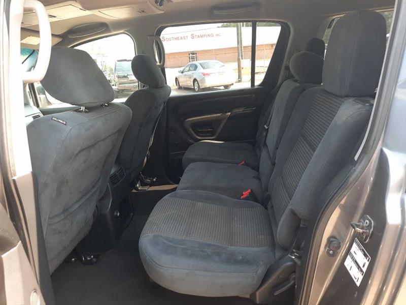 Nissan Armada SV 4WD 2015 Nissan Armada SV 4WD 2015