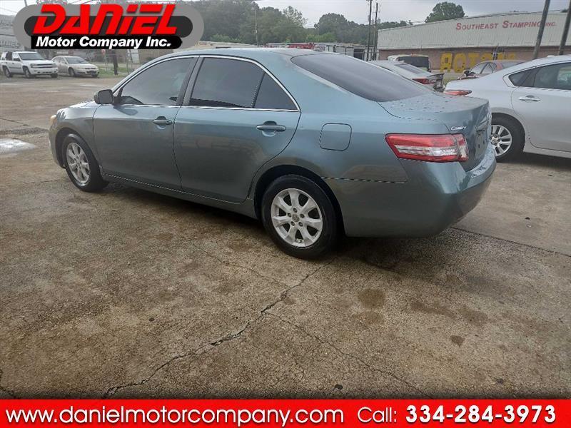2011 Toyota Camry Base 6-Spd AT