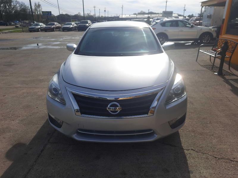 2013 Nissan Altima 2.5 photo 2