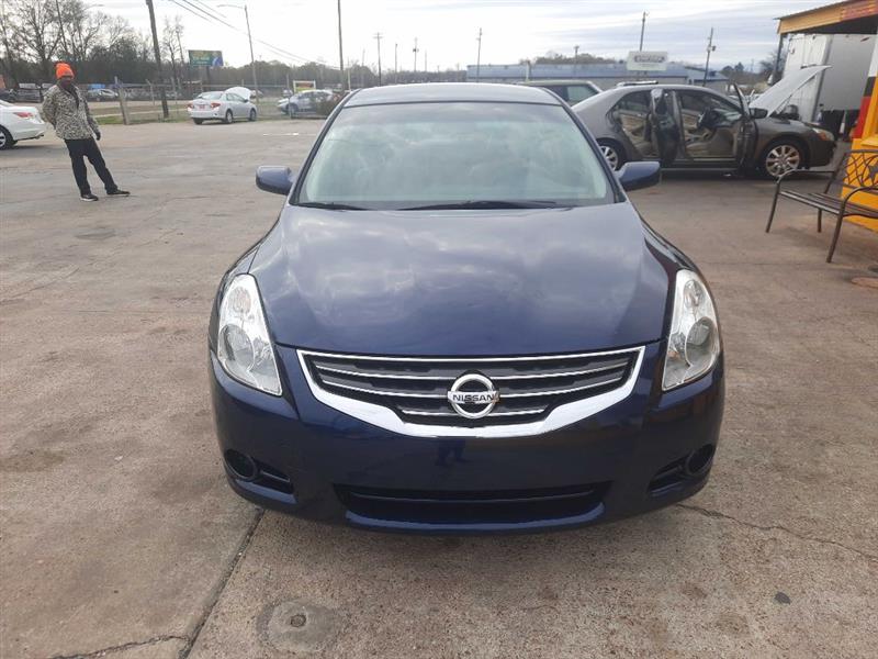 Nissan Altima 2.5 S 2010
