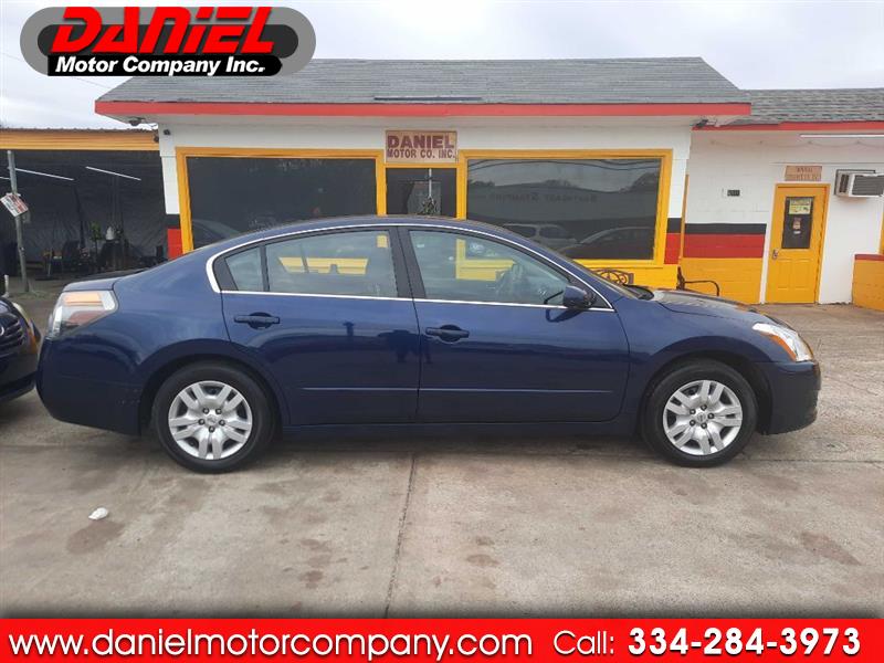 2010 Nissan Altima S's photo