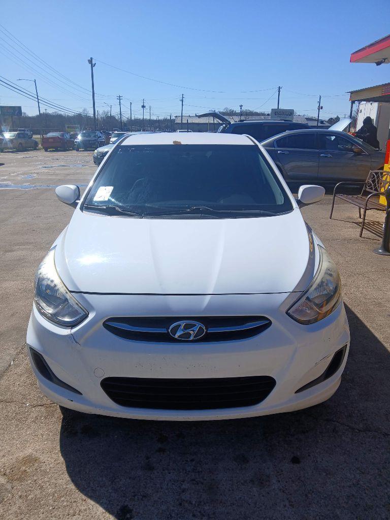 Hyundai Accent GS 5-Door 6A 2015