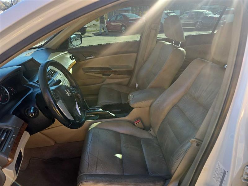 Honda Accord EX-L V-6 Sedan AT 2009