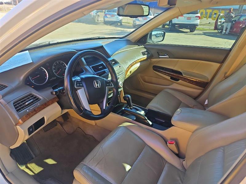 Honda Accord EX-L V-6 Sedan AT 2009