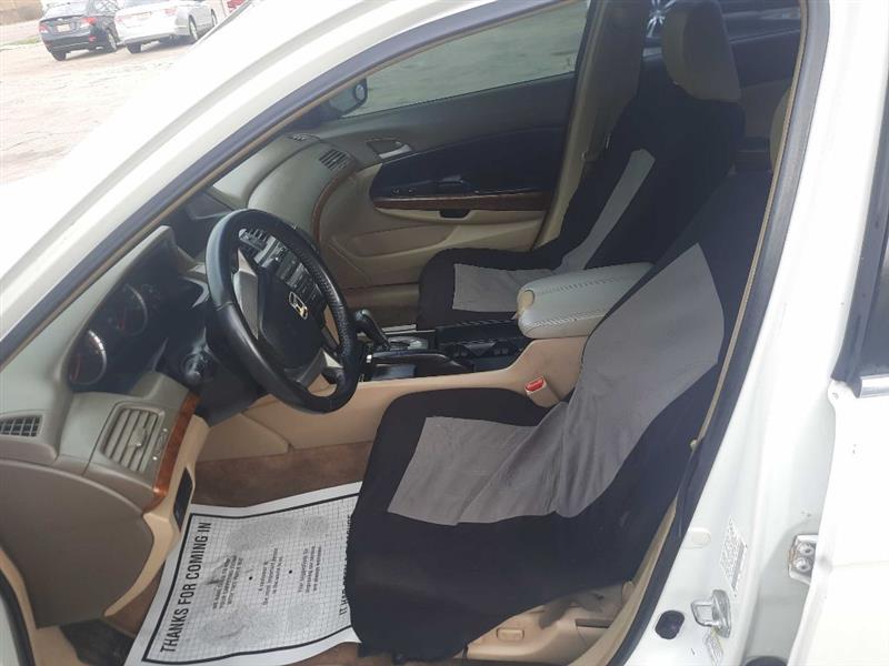 Honda Accord EX-L V-6 Sedan AT 2009