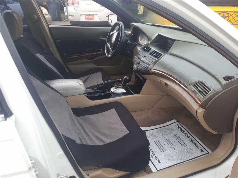 Honda Accord EX-L V-6 Sedan AT 2009