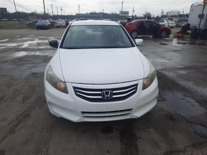 Honda Accord LX sedan AT 2012