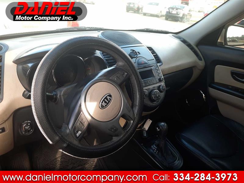 2011 Kia Soul Base's photo