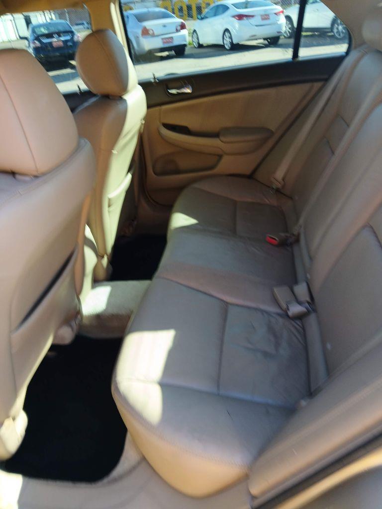 Honda Accord EX-L V-6 Sedan AT with Navigation 2007