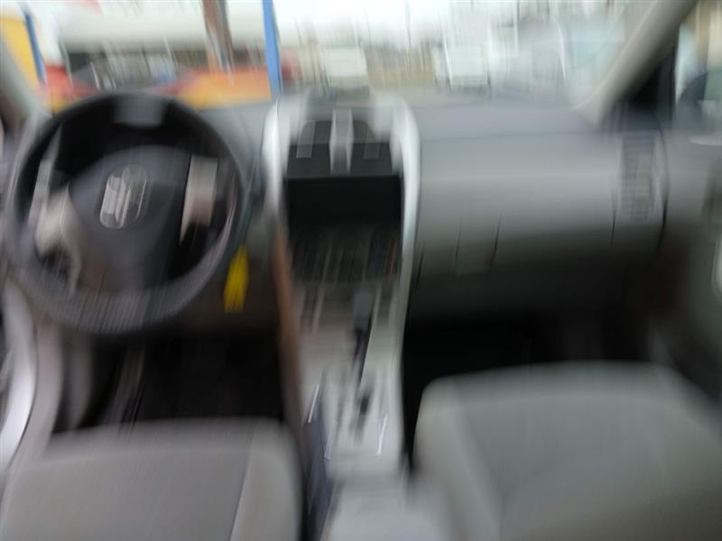 Toyota Corolla S 5-Speed MT 2013