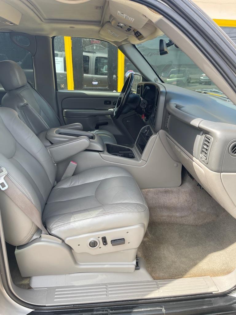 GMC Yukon SL 2WD 2006