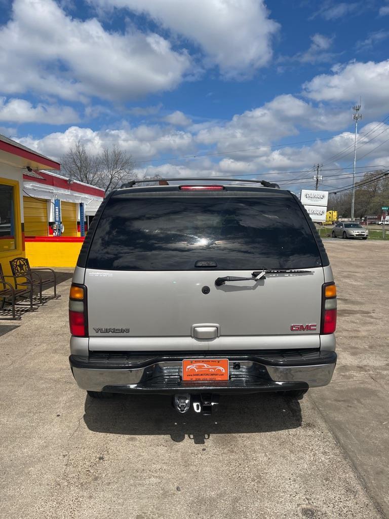 GMC Yukon SL 2WD 2006