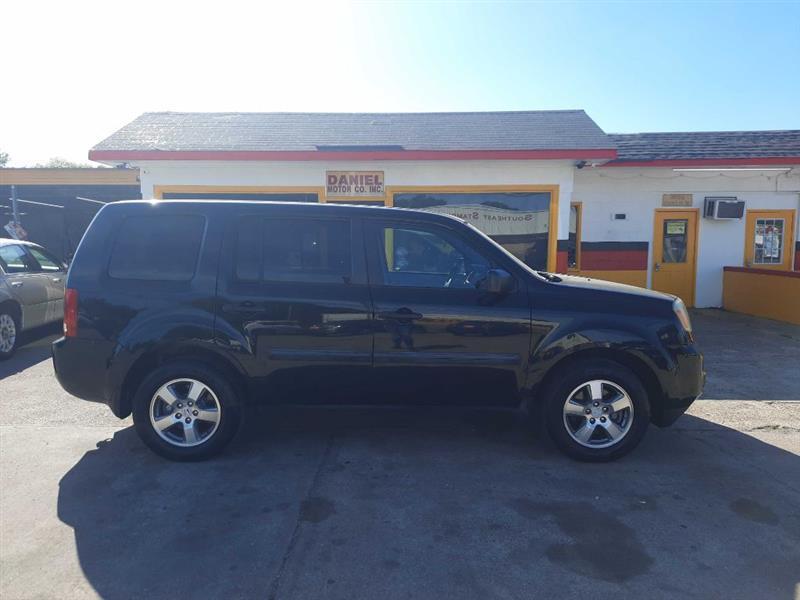 Honda Pilot LX 2WD 5-Spd AT 2015