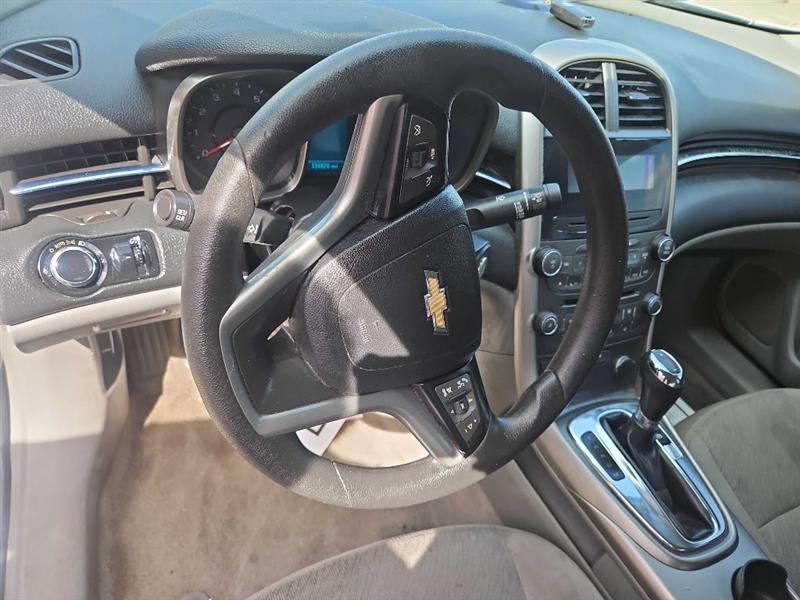 Chevrolet Malibu LS 2013