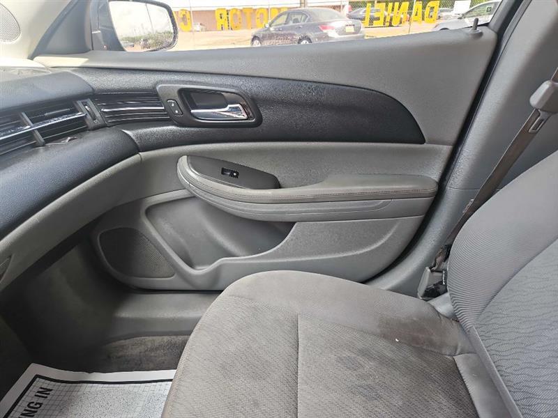 Chevrolet Malibu LS 2013