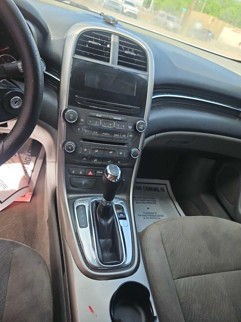 Chevrolet Malibu LS 2013