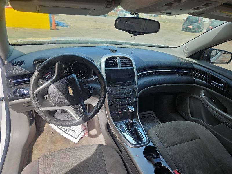 Chevrolet Malibu LS 2013